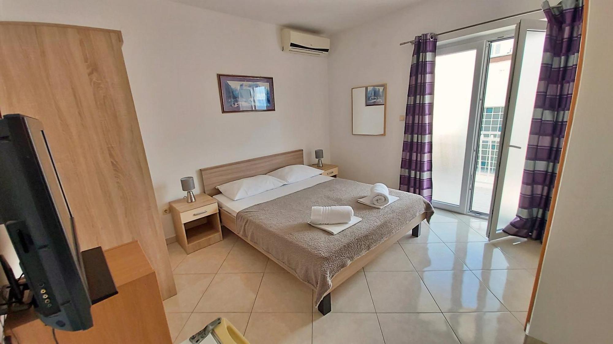 Apartments Nemira Omiš Habitación foto