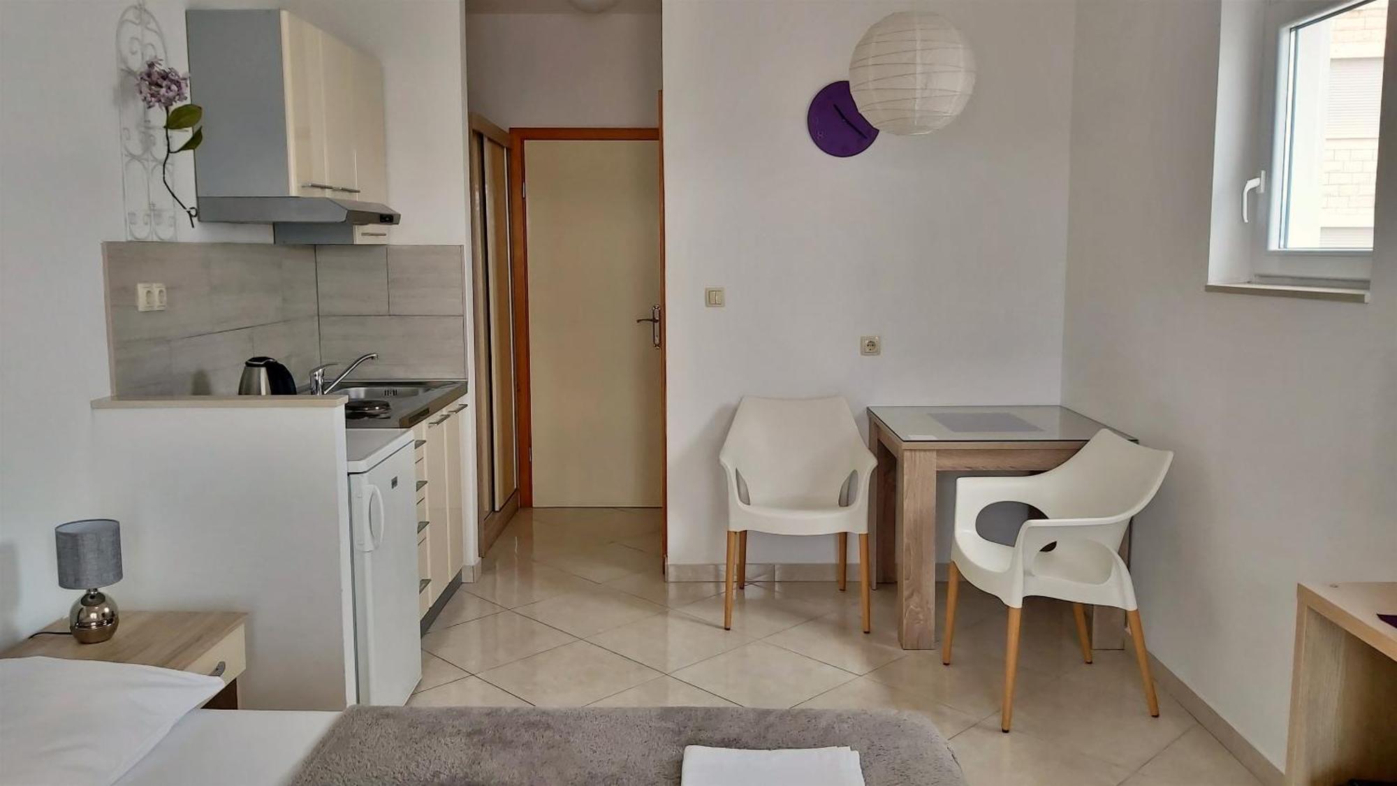 Apartments Nemira Omiš Habitación foto
