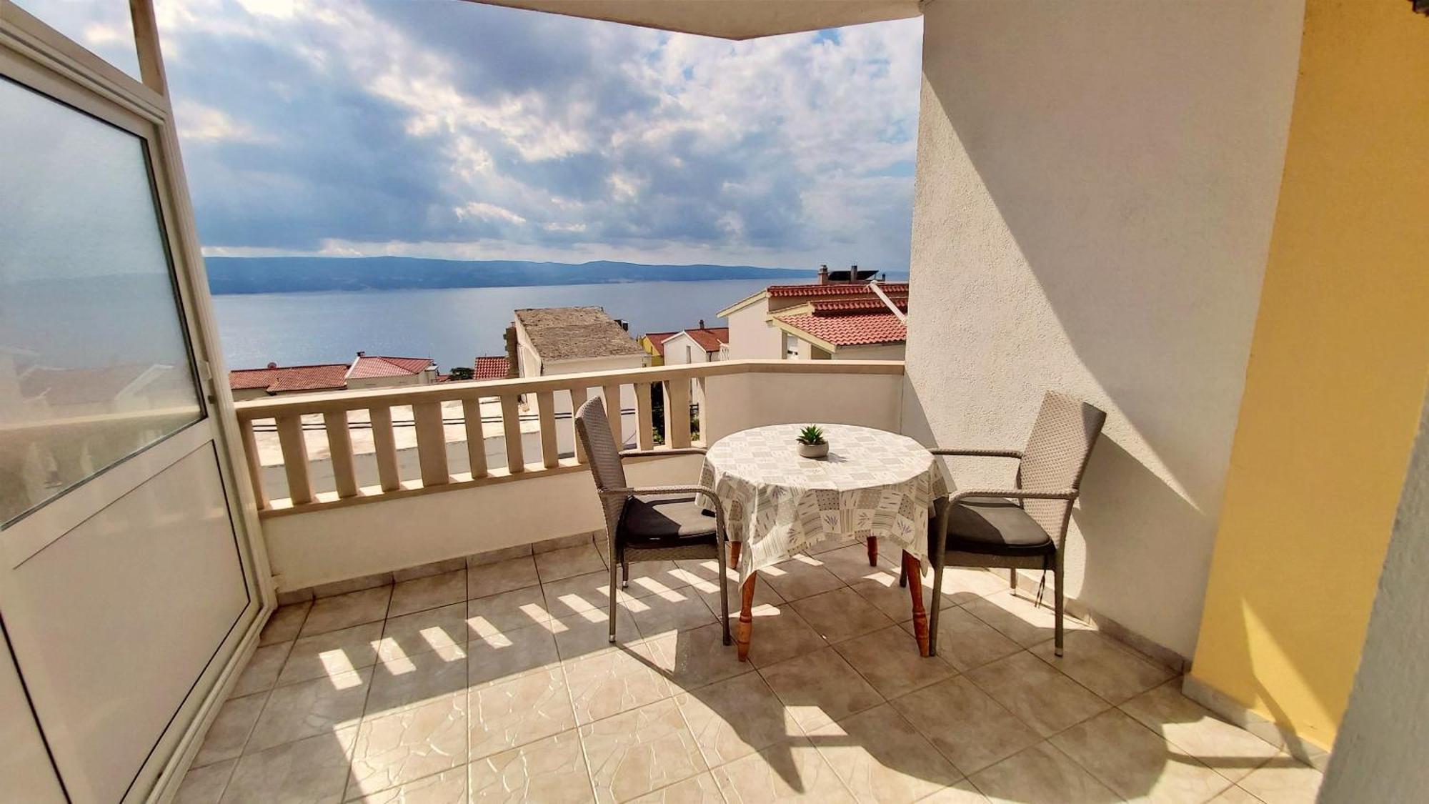 Apartments Nemira Omiš Habitación foto